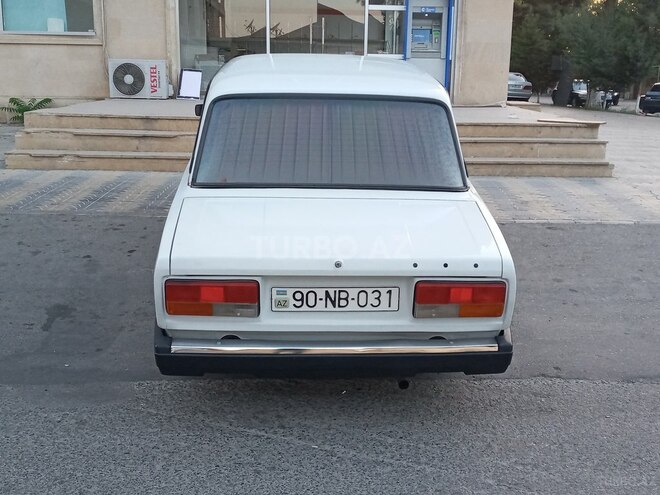 LADA (VAZ) 2107 2011, 122,400 km - 1.6 л - Salyan