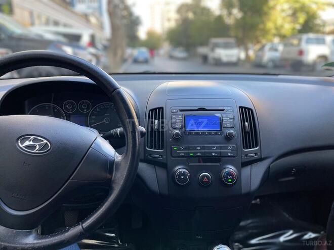 Hyundai i30 2010, 246,000 km - 1.6 л - Bakı
