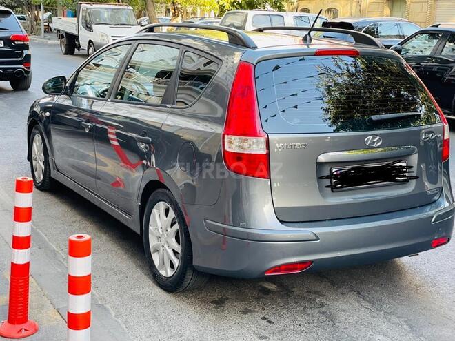 Hyundai i30 2010, 246,000 km - 1.6 л - Bakı