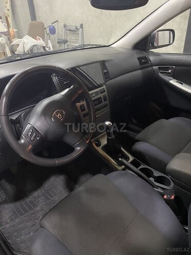Toyota Corolla 2005, 180,000 km - 1.4 l - Gəncə