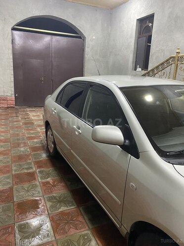Toyota Corolla 2005, 180,000 km - 1.4 l - Gəncə