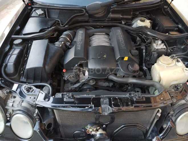 Mercedes E 320 1999, 394,300 km - 3.2 l - Sumqayıt