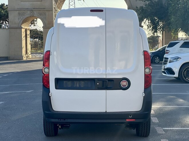 Fiat Doblo 2014, 319,000 km - 1.3 l - Bakı