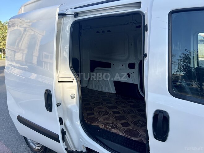 Fiat Doblo 2014, 319,000 km - 1.3 l - Bakı