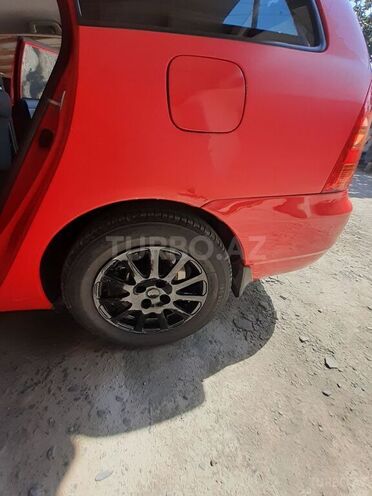 Toyota Corolla 2006, 110,000 km - 1.4 l - Ağdaş