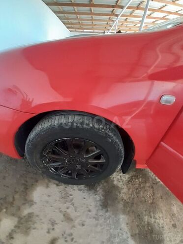 Toyota Corolla 2006, 110,000 km - 1.4 l - Ağdaş