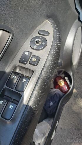 Kia Carens 2008, 182,000 km - 2.0 l - Bakı