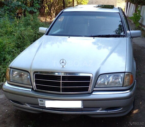 Mercedes C 230 1999, 275,000 km - 2.3 l - Salyan