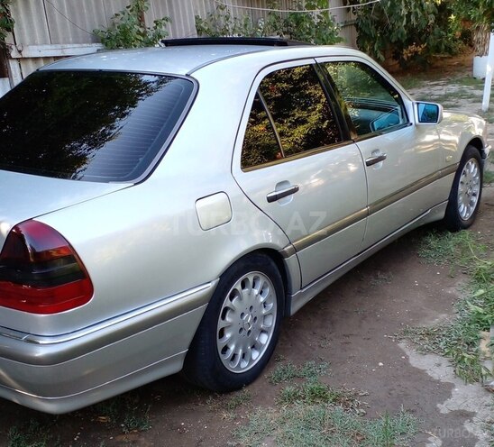 Mercedes C 230 1999, 275,000 km - 2.3 l - Salyan