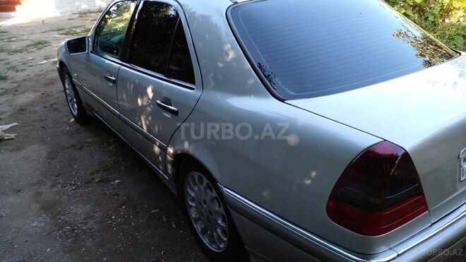 Mercedes C 230 1999, 275,000 km - 2.3 l - Salyan