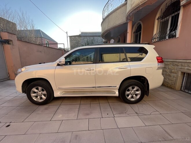 Toyota Prado 2013, 470,000 km - 2.7 l - Bakı