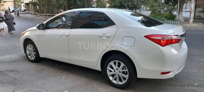 Toyota Corolla 2013, 171,000 km - 1.6 л - Bakı