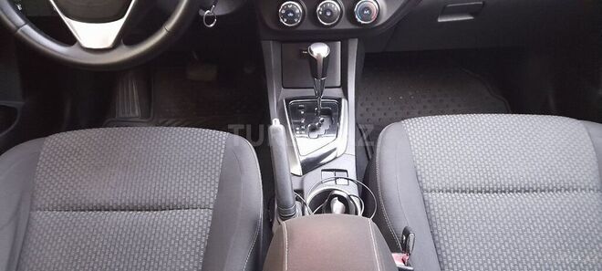 Toyota Corolla 2013, 171,000 km - 1.6 л - Bakı
