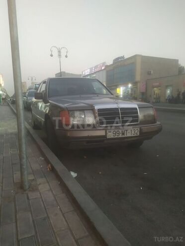 Mercedes E 200 1992, 123,456 km - 2.0 l - Xırdalan