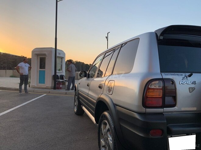Toyota RAV4 1998, 245,000 km - 2.0 l - Sumqayıt