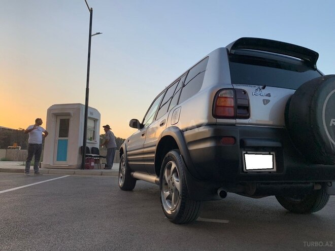 Toyota RAV4 1998, 245,000 km - 2.0 l - Sumqayıt