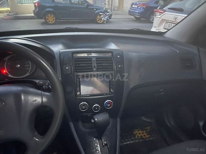 Hyundai Tucson 2009, 300,000 km - 2.0 л - Bakı