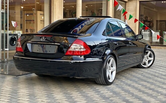 Mercedes E 200 2004, 287,000 km - 1.8 l - Bakı