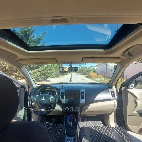 Mitsubishi Outlander 2008, 242,000 km - 3.0 l - Bakı