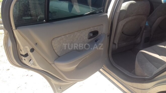 Hyundai Elantra 2001, 273,133 km - 2.0 л - Bakı