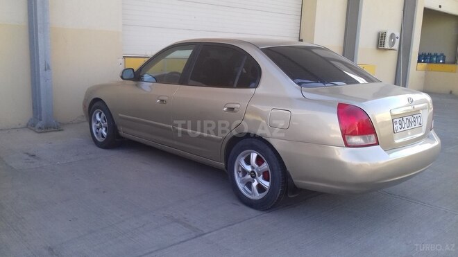 Hyundai Elantra 2001, 273,133 km - 2.0 л - Bakı