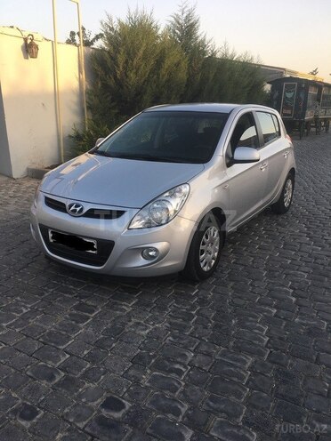 Hyundai i20 2011, 199,852 km - 1.4 л - Bakı