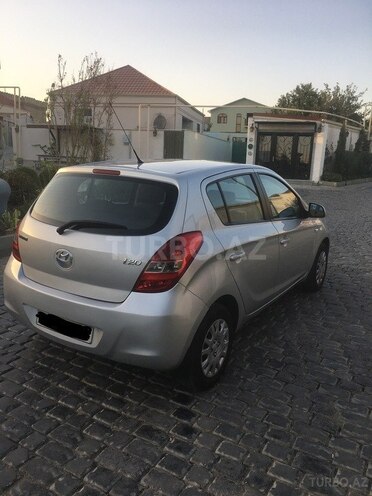 Hyundai i20 2011, 199,852 km - 1.4 л - Bakı