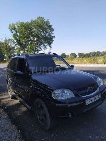 Chevrolet Niva 2012, 253,000 km - 1.7 l - Qusar