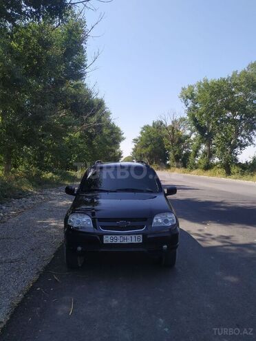 Chevrolet Niva 2012, 253,000 km - 1.7 l - Qusar