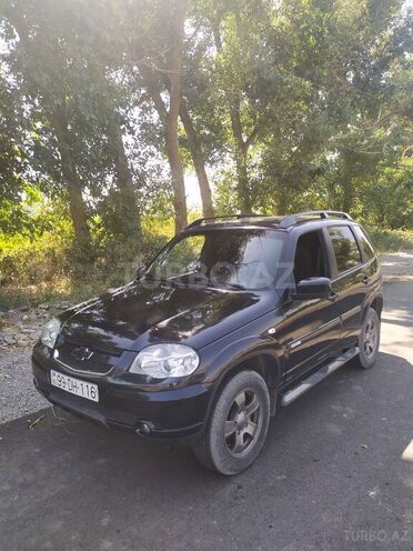 Chevrolet Niva 2012, 253,000 km - 1.7 l - Qusar