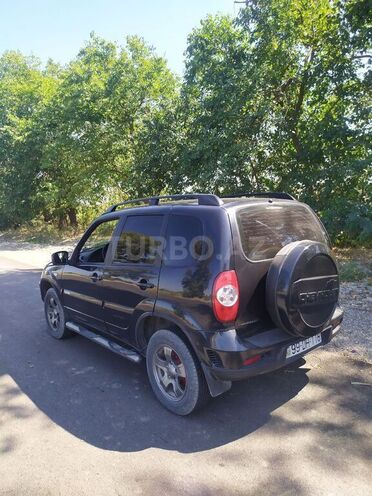 Chevrolet Niva 2012, 253,000 km - 1.7 l - Qusar