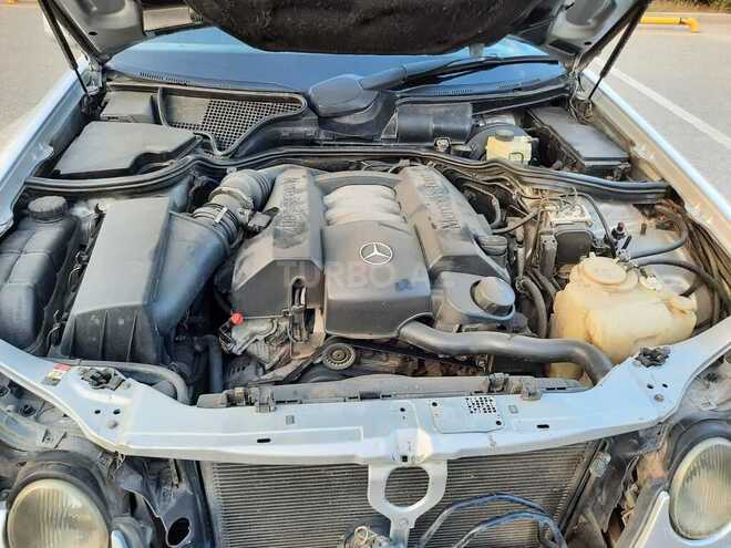 Mercedes E 240 1999, 350,000 km - 2.4 л - Şəmkir