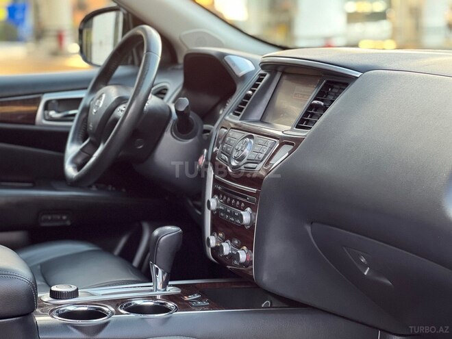 Nissan Pathfinder 2015, 159,000 km - 3.5 l - Bakı