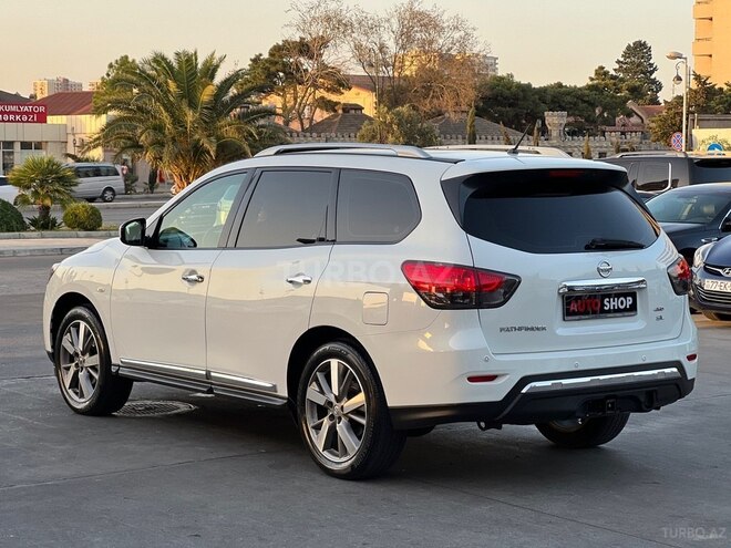 Nissan Pathfinder 2015, 159,000 km - 3.5 l - Bakı