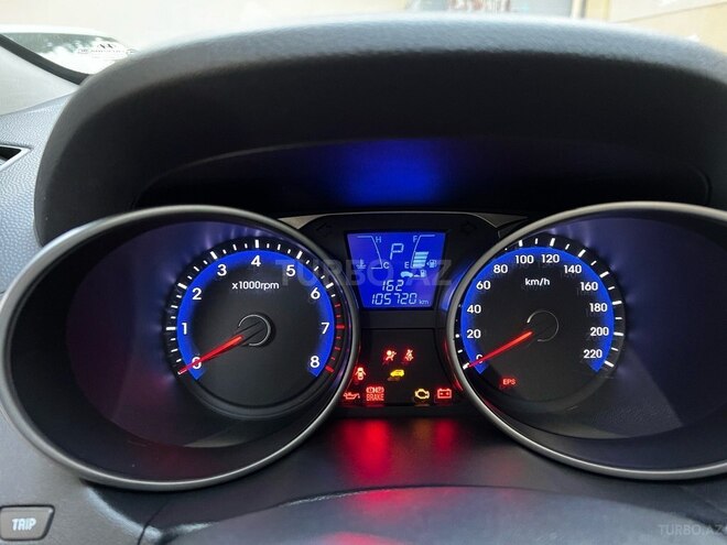 Hyundai ix35 2011, 105,700 km - 2.0 l - Bakı