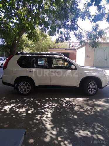 Nissan X-Trail 2013, 210,000 km - 2.5 l - Bakı