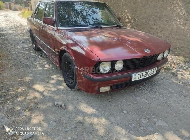 BMW 528 1982, 250,000 km - 2.8 l - Bakı