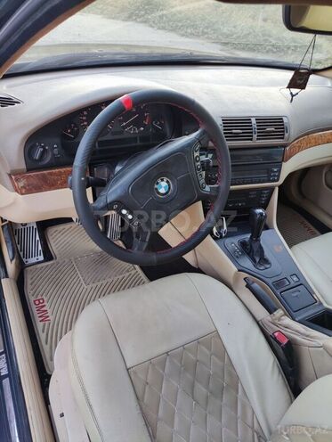 BMW 528 1997, 500,000 km - 2.8 l - Salyan
