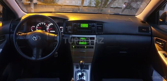 Toyota Corolla 2006, 131,000 km - 1.4 л - Bakı
