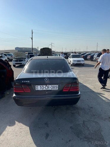 Mercedes E 240 1997, 423,000 km - 2.4 л - Bakı