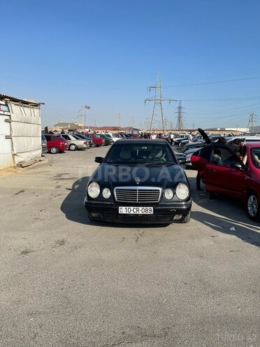 Mercedes E 240 1997, 423,000 km - 2.4 л - Bakı