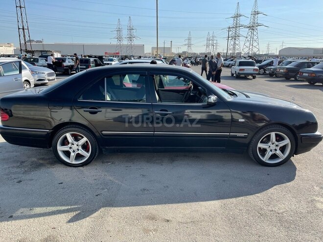 Mercedes E 240 1997, 423,000 km - 2.4 л - Bakı