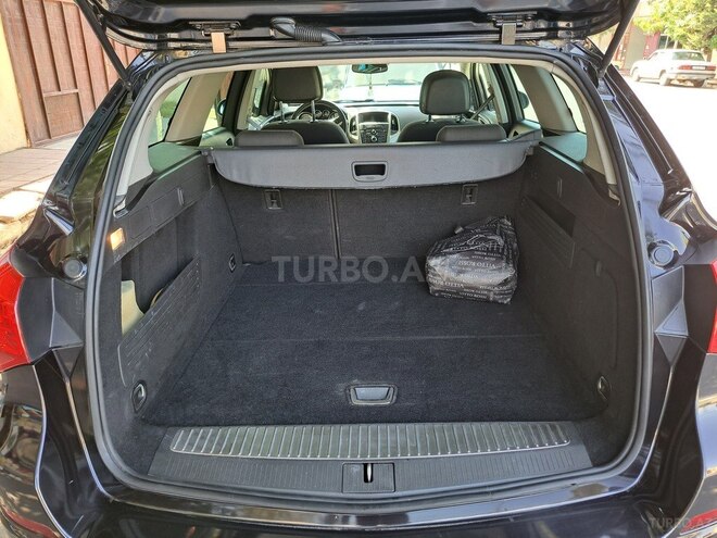 Opel Astra 2011, 163,000 km - 1.4 l - Bakı