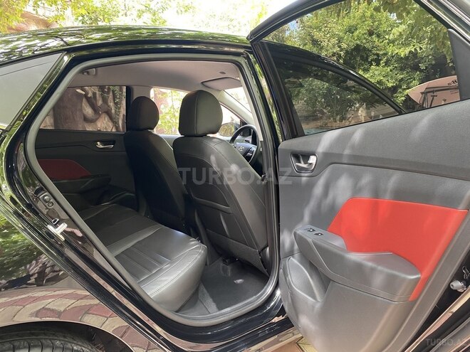 Hyundai Accent 2021, 18,000 km - 1.6 л - Bakı