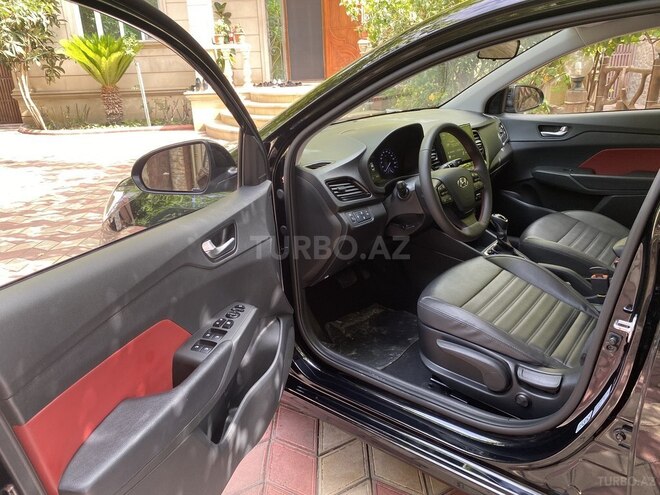 Hyundai Accent 2021, 18,000 km - 1.6 л - Bakı