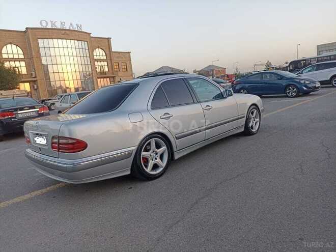 Mercedes E 240 2001, 334,490 km - 2.4 l - Sumqayıt