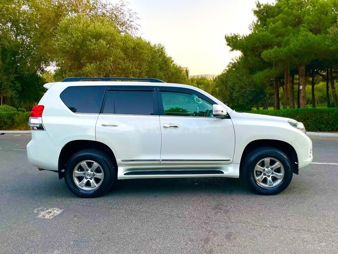 Toyota Prado 2010, 180,000 km - 2.7 л - Bakı