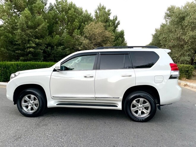 Toyota Prado 2010, 180,000 km - 2.7 л - Bakı