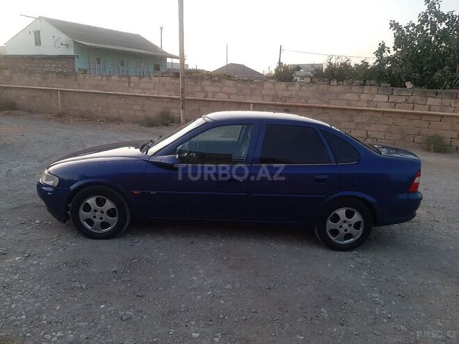 Opel Vectra 1996, 350,000 km - 1.8 л - Bakı