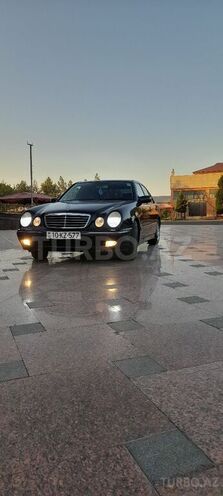 Mercedes E 240 2000, 300,000 km - 2.4 l - Lənkəran